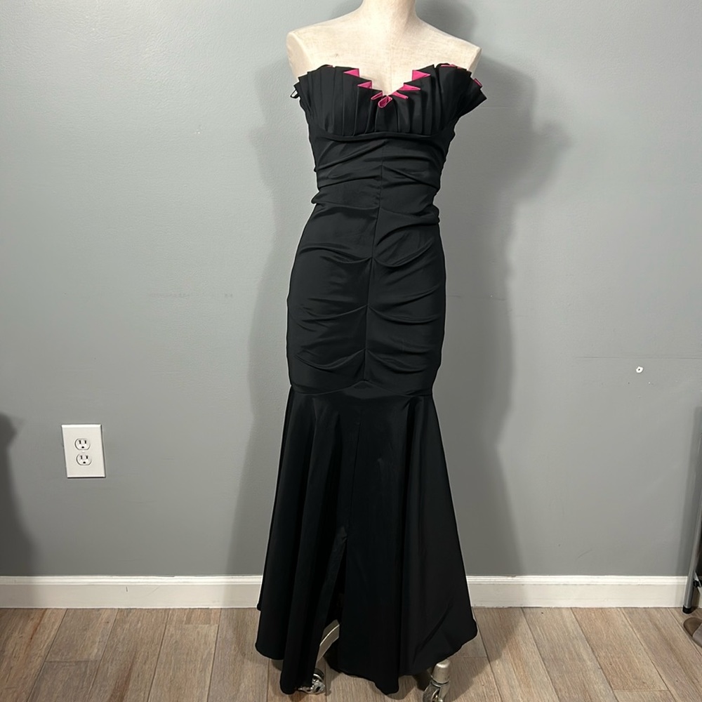 Vintage Betsy & Adam Black stretch taffeta ruched pleated pink bodice gown 4
